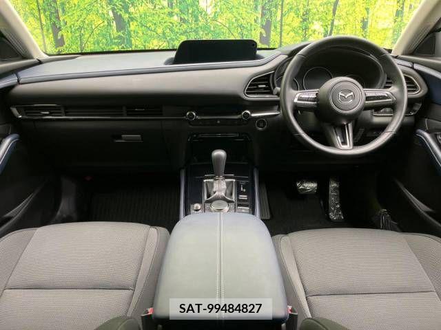 Mazda CX-30 2023-03 220470-1