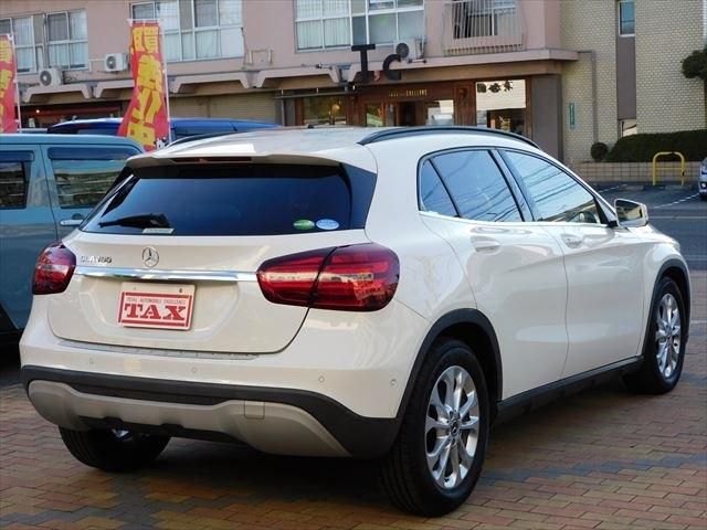Mercedes Benz GLA-CLASS 2017-05 20183-2