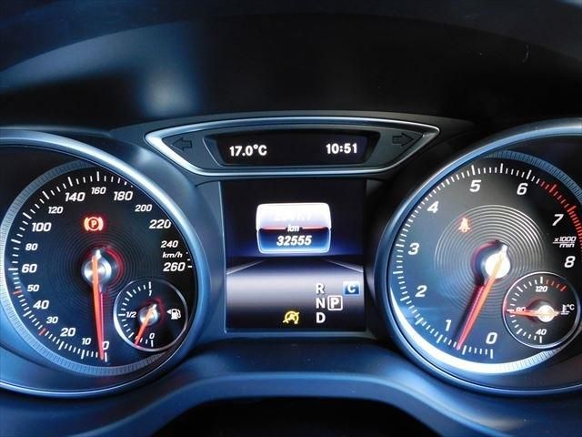 Mercedes Benz GLA-CLASS 2017-05 20183-26