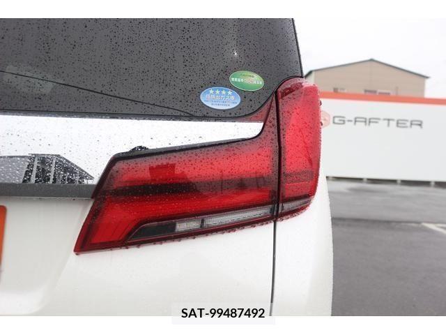 Toyota ALPHARD 2019-02 377159-10