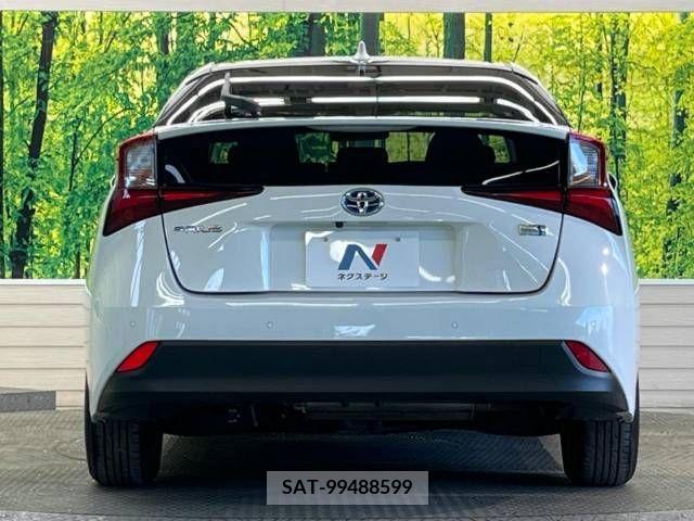 Toyota PRIUS 2019-09 347152-15