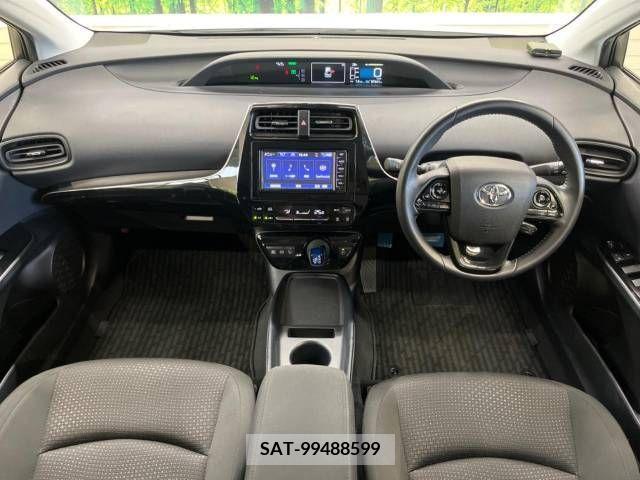 Toyota PRIUS 2019-09 347152-1