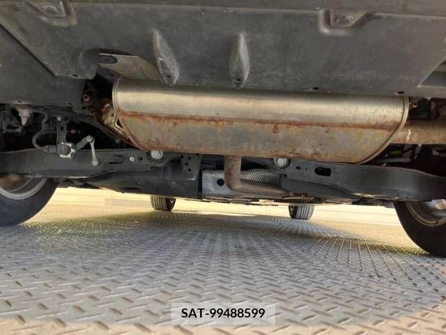 Toyota PRIUS 2019-09 347152-18