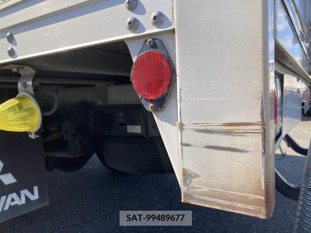Mitsubishi CANTER 2004-02 302618-15