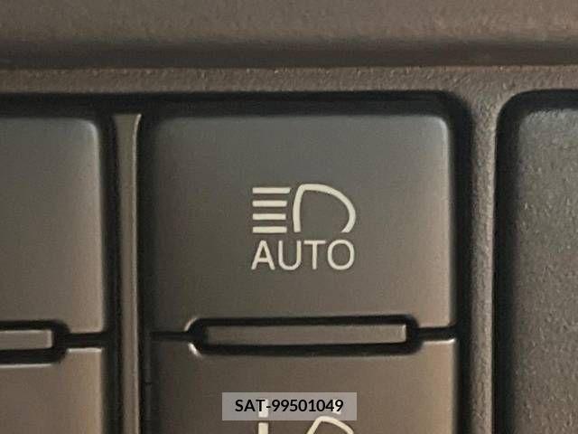 Toyota NOAH HYBRID 2019-05 346058-8