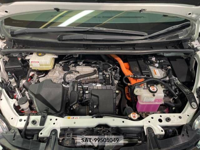 Toyota NOAH HYBRID 2019-05 346058-18