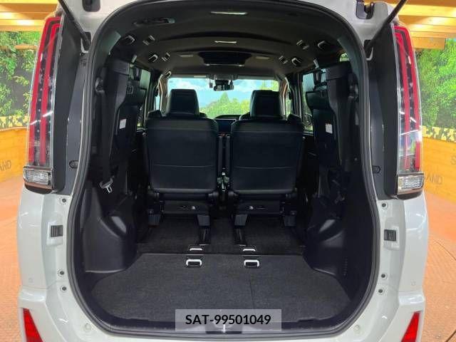 Toyota NOAH HYBRID 2019-05 346058-13