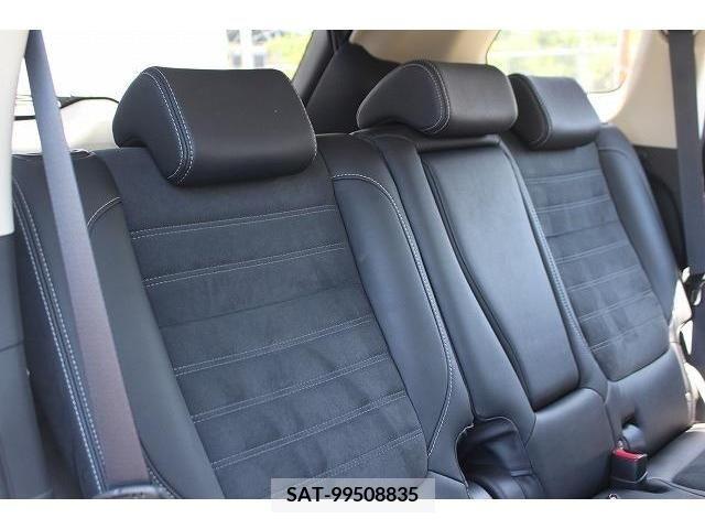 Mitsubishi OUTLANDER PHEV 2015-09 303559-13