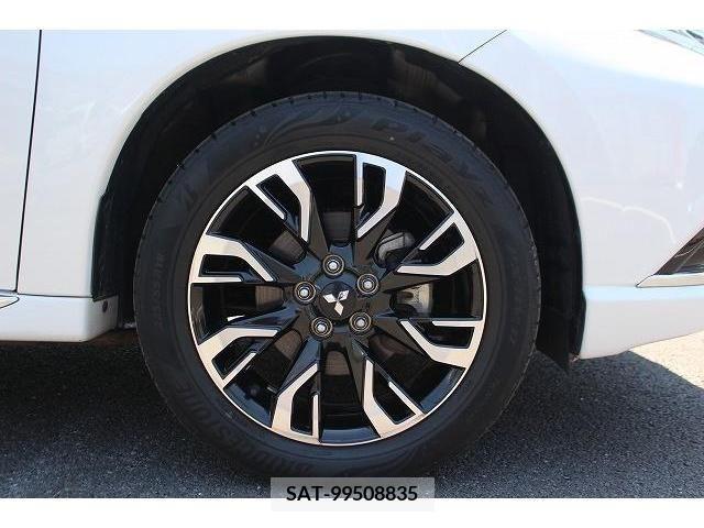 Mitsubishi OUTLANDER PHEV 2015-09 303559-11