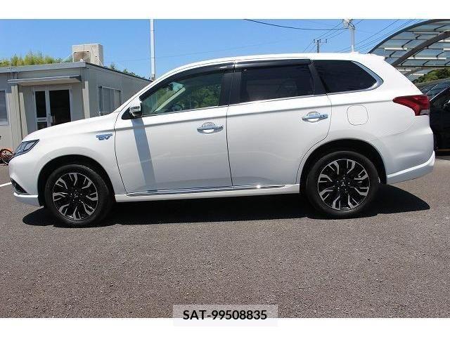 Mitsubishi OUTLANDER PHEV 2015-09 303559-8
