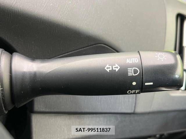 Toyota PRIUS 2013-05 250459-7