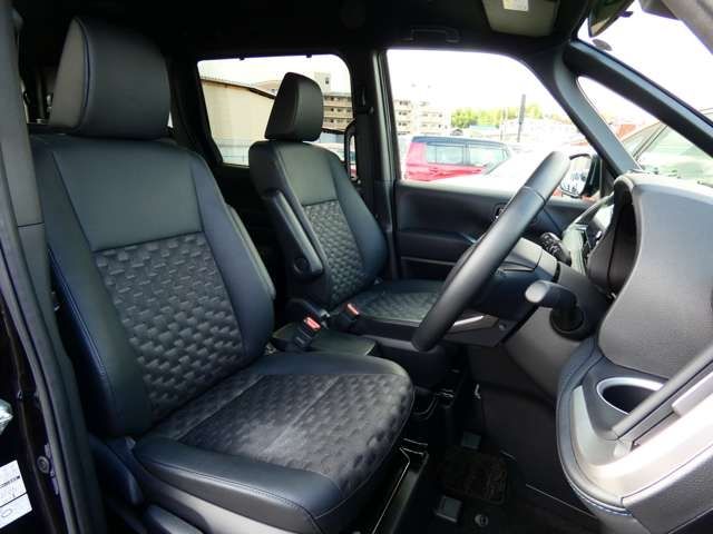 Toyota VOXY 2022-01 185564-20