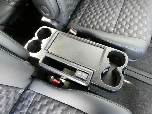 Toyota VOXY 2022-01 185564-19