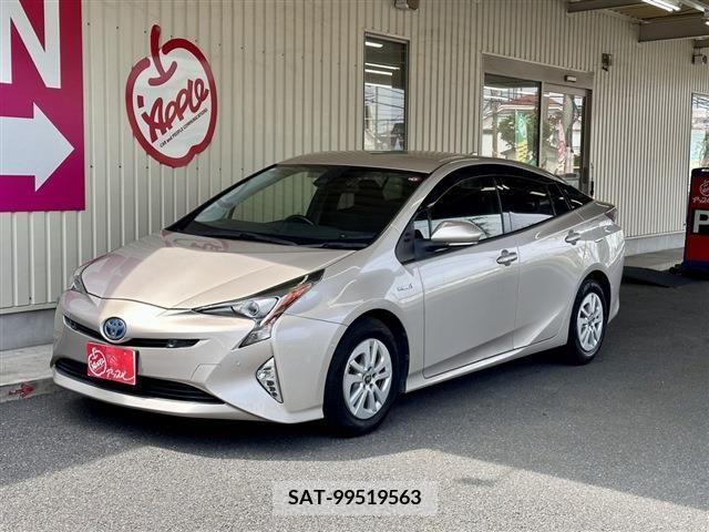 Toyota PRIUS 2017-01 329382-0
