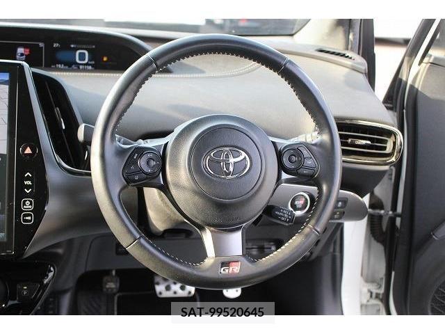 Toyota PRIUS PHV 2017-12 236931-15
