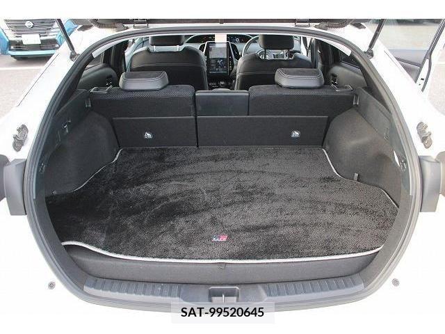 Toyota PRIUS PHV 2017-12 236931-16
