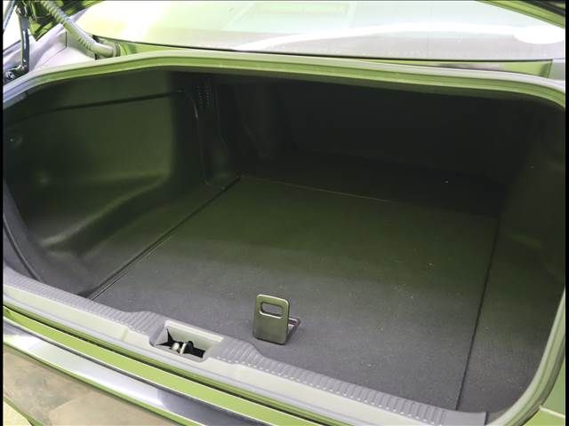 Toyota CROWN SEDAN 2019-09 194785-26