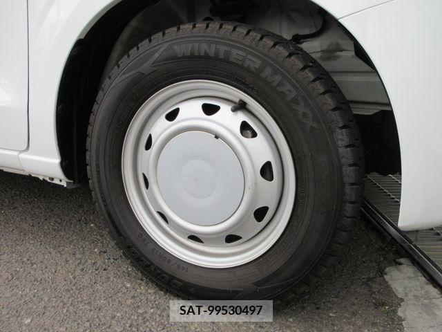Suzuki ALTO 2019-03 325603-18