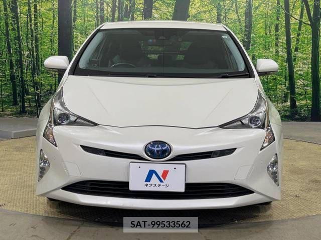 Toyota PRIUS 2016-08 246588-14