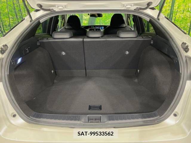 Toyota PRIUS 2016-08 246588-13