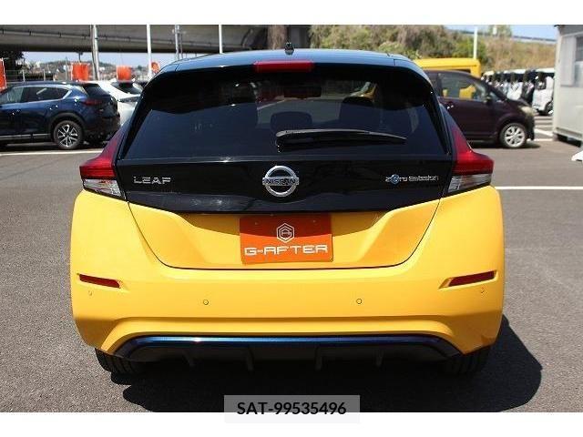 Nissan LEAF 2017-12 233398-7