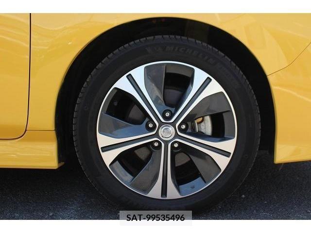 Nissan LEAF 2017-12 233398-11