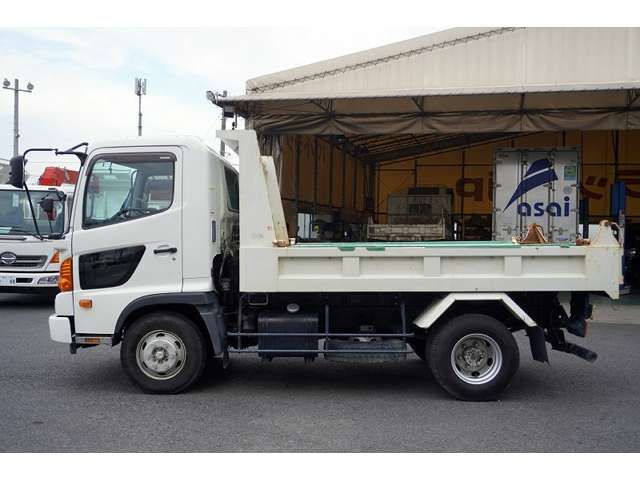 Hino RANGER 2013-10 181164-2