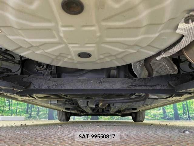 Nissan NOTE 2017-01 279920-18