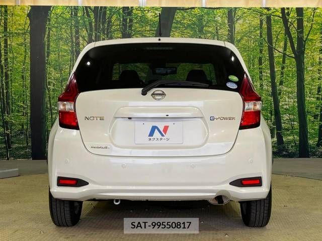 Nissan NOTE 2017-01 279920-15