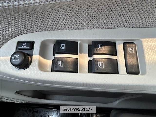 Daihatsu MOVE 2015-03 374685-6