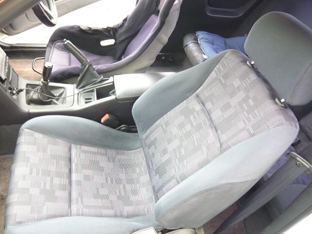 Nissan SKYLINE COUPE 1997-02 7016-28