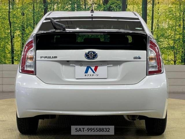 Toyota PRIUS 2013-11 255372-15