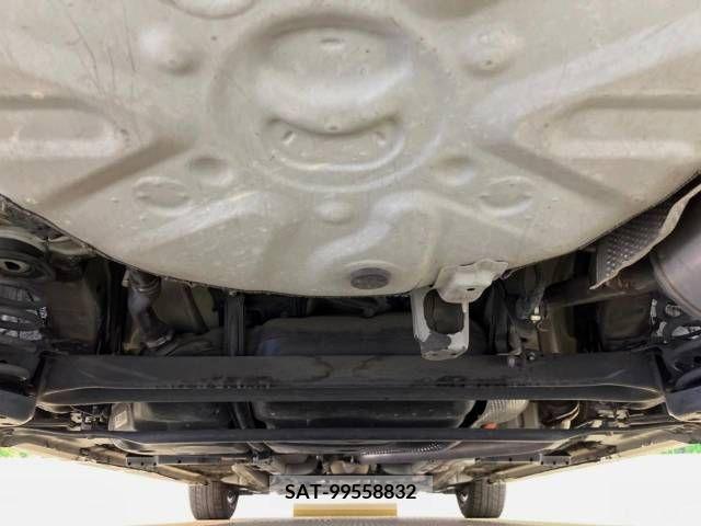 Toyota PRIUS 2013-11 255372-18