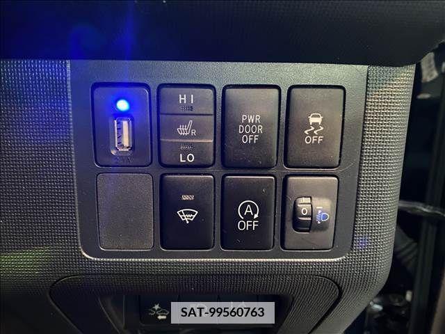 Toyota SPADE 2020-03 383409-24