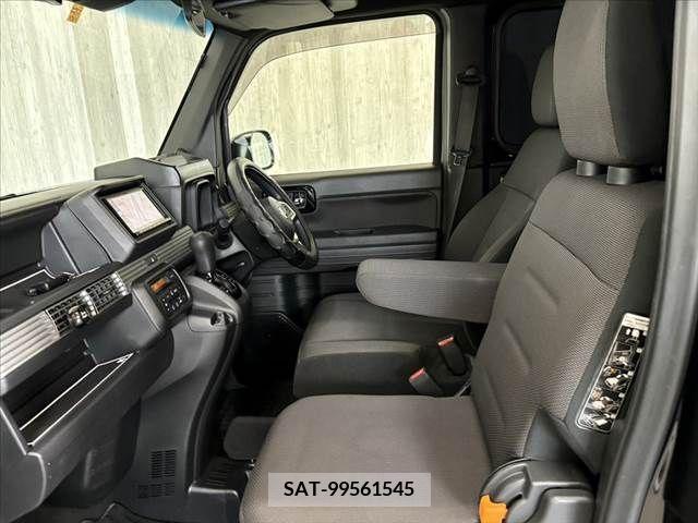 Honda N-VAN 2019-02 365644-23