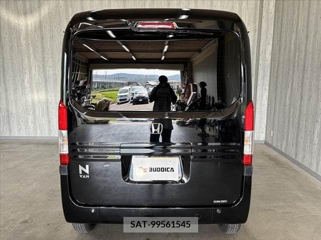 Honda N-VAN 2019-02 365644-13