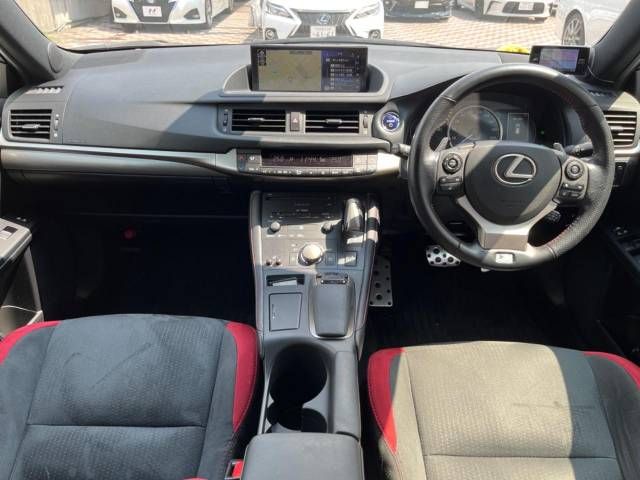 Lexus CT 2018-04 13526-1