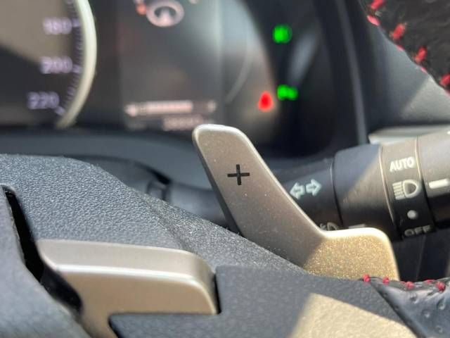 Lexus CT 2018-04 13526-4