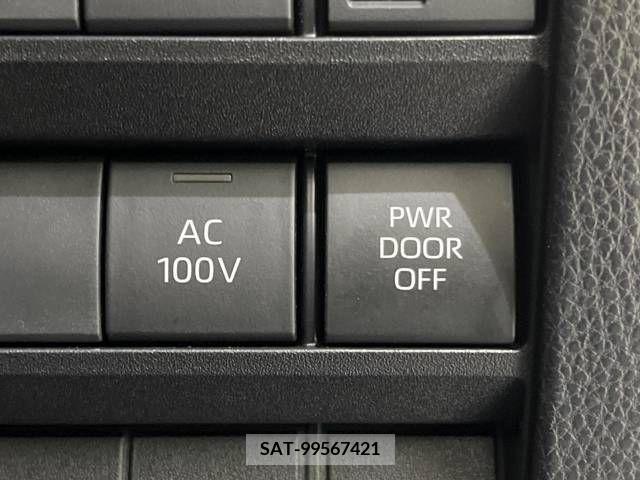 Toyota VOXY HYBRID 2023-08 343785-7