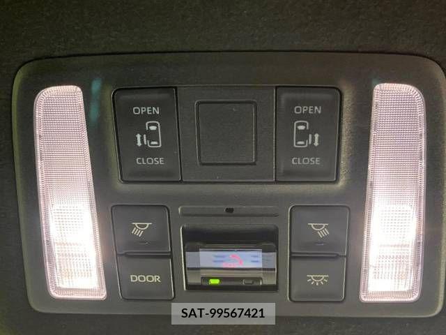 Toyota VOXY HYBRID 2023-08 343785-5