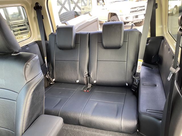 Suzuki JIMNY 2021-06 187634-4