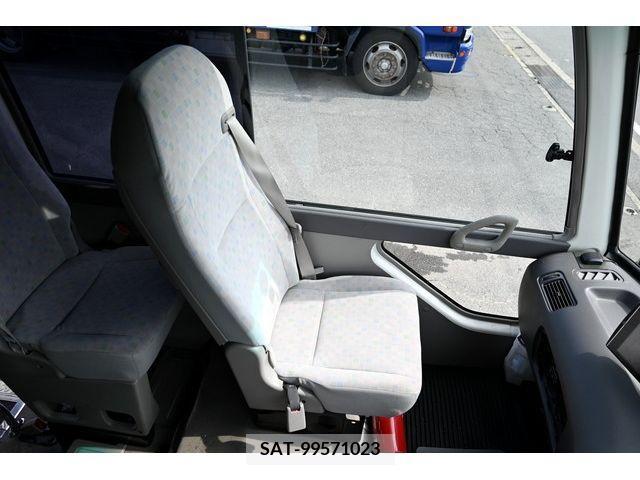 Toyota COASTER 2016-06 348903-12