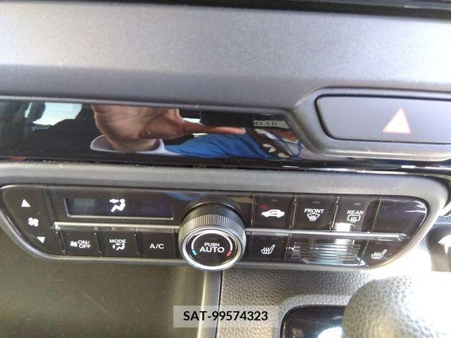 Honda N BOX CUSTOM 2022-02 279027-9