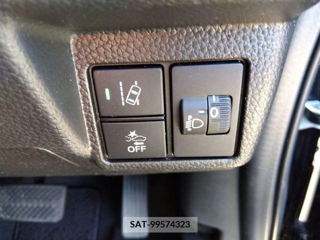 Honda N BOX CUSTOM 2022-02 279027-11