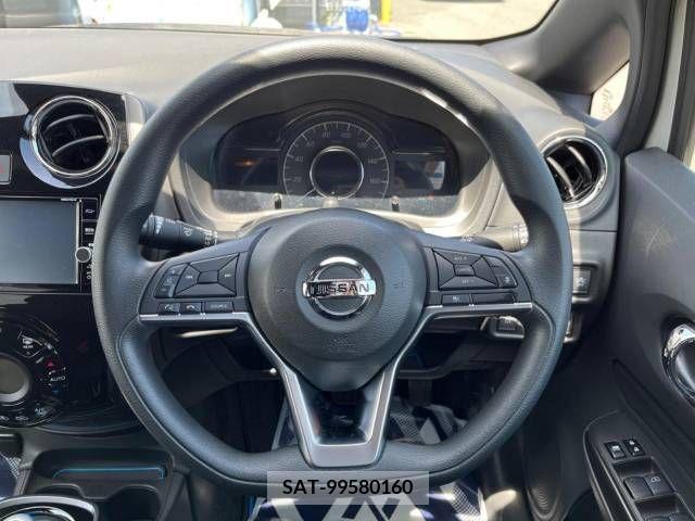 Nissan NOTE 2018-05 329462-12