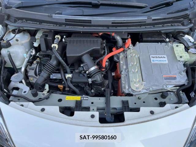 Nissan NOTE 2018-05 329462-18