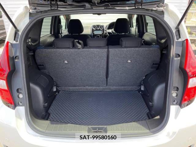 Nissan NOTE 2018-05 329462-10
