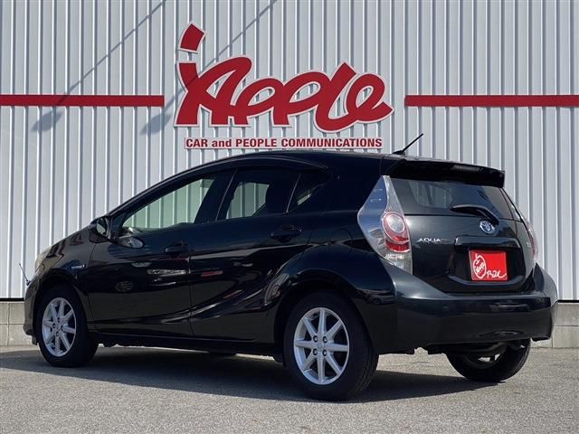 Toyota AQUA 2013-11 21749-1