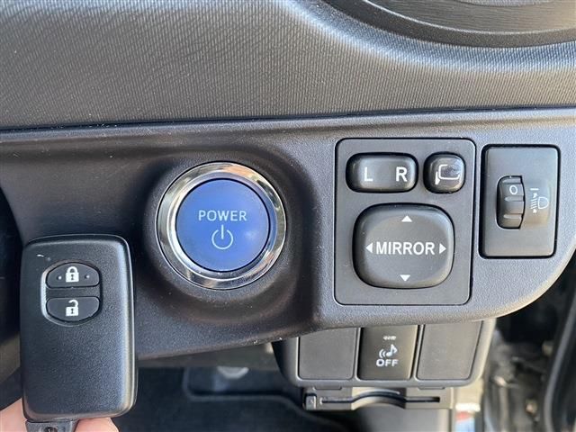 Toyota AQUA 2013-11 21749-10