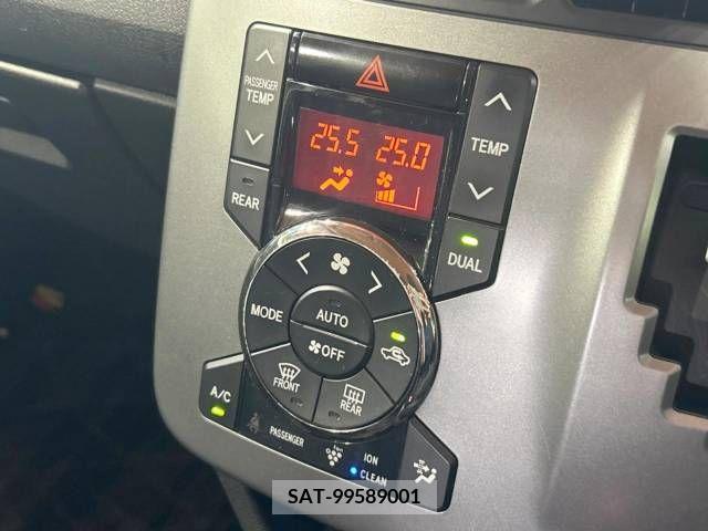 Toyota VOXY 2012-01 289217-6